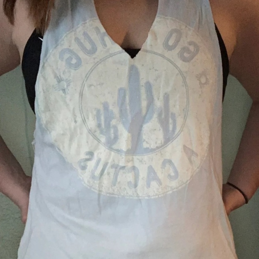 V-Neck and Cutoff shirt